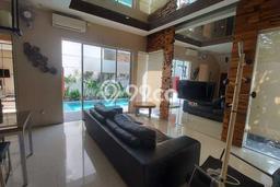 Hunian Mewah Dijual LT 180m2 di Wiyung, Surabaya Hunian Mewah Dijual LT 180m2 di Wiyung, Surabaya