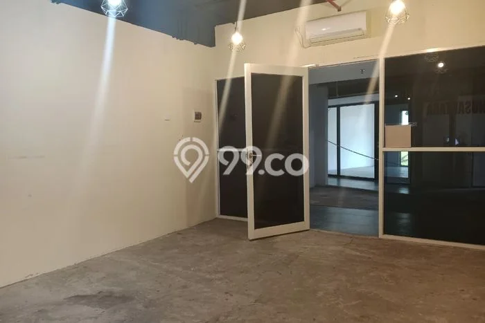 Unit Kantor Paling Strategis di Wiyung Surabaya dengan LB 27m2 Unit Kantor Paling Strategis di Wiyung Surabaya dengan LB 27m2