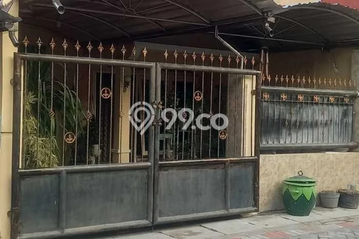 Sewa Rumah Harga Terjangkau di Surabaya Kota Surabaya dengan 4 Kamar Tidur Sewa Rumah Harga Terjangkau di Surabaya Kota Surabaya dengan 4 Kamar Tidur