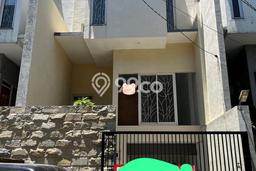Jarang Ada! Rumah Kontrakan 4 Kamar Nyaman Siap Huni Surabaya Kota Jarang Ada! Rumah Kontrakan 4 Kamar Nyaman Siap Huni Surabaya Kota