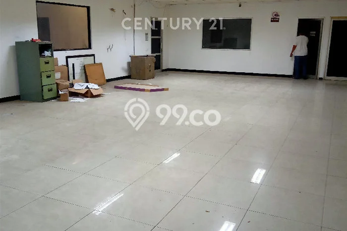 Gudang Disewa di Bekasi dengan LB 1m2 Area Komersial Ramai Gudang Disewa di Bekasi dengan LB 1m2 Area Komersial Ramai