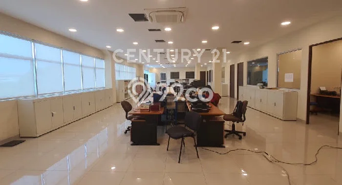 Disewakan Gudang Strategis di Cikarang Selatan, Luas 2055m², Pusat Bisnis Disewakan Gudang Strategis di Cikarang Selatan, Luas 2055m², Pusat Bisnis