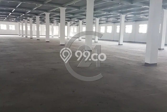 SEWA STRATEGIS! Gudang di Cikarang, Luas 7348m², Lokasi Ramai SEWA STRATEGIS! Gudang di Cikarang, Luas 7348m², Lokasi Ramai
