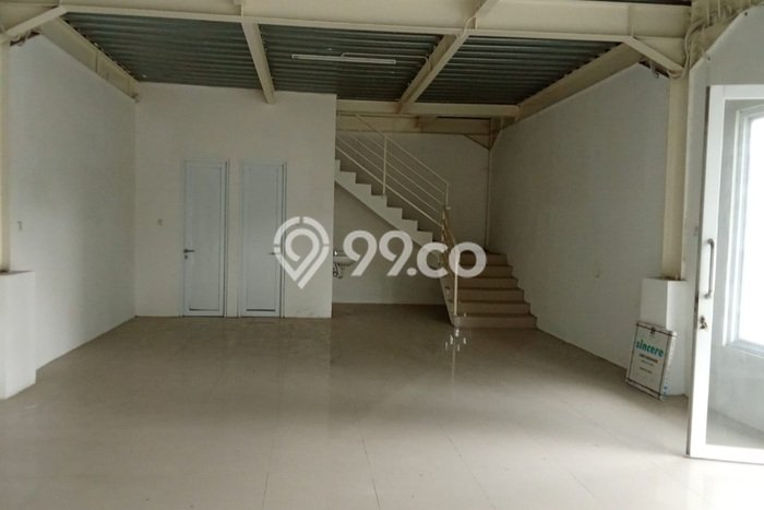 Gudang di Cikarang, Luas 2311m², Lokasi Bisnis, Disewakan Gudang di Cikarang, Luas 2311m², Lokasi Bisnis, Disewakan