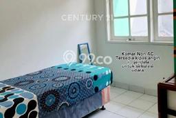 Rumah Nyaman di Lippo Cikarang, Cikarang, Luas 160m2m² Bangunan 200m2m² Rumah Nyaman di Lippo Cikarang, Cikarang, Luas 160m2m² Bangunan 200m2m²