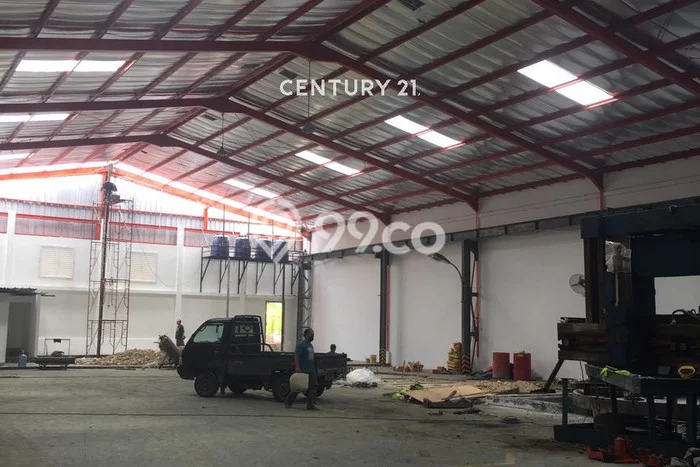 Area Ramai! Gudang Dijual di Cikarang Selatan untuk Bisnis Luas Bangunan 992m2 Area Ramai! Gudang Dijual di Cikarang Selatan untuk Bisnis Luas Bangunan 992m2