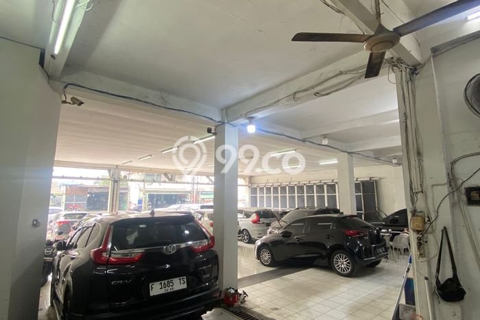INVESTASI MENGUNTUNGKAN! Komersial di Bekasi, Luas 370m², Potensi Sewa Tinggi INVESTASI MENGUNTUNGKAN! Komersial di Bekasi, Luas 370m², Potensi Sewa Tinggi