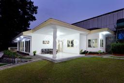 Properti Terbaik! Vila di Cisarua, Luas 5000m2m², Kondisi Prima Properti Terbaik! Vila di Cisarua, Luas 5000m2m², Kondisi Prima