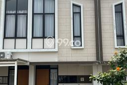 For Sale Hunian Rumah Terawat 2 KT di Jababeka, Bekasi For Sale Hunian Rumah Terawat 2 KT di Jababeka, Bekasi