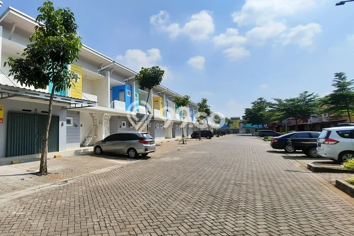 Disewakan Ruko di Kawasan Ramai Jababeka Luas 60m2 Disewakan Ruko di Kawasan Ramai Jababeka Luas 60m2