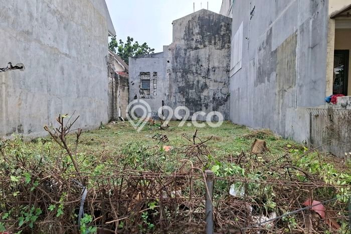 Tanah Dijual Area Strategis di Bintaro Tangerang Selatan 180m2 Tanah Dijual Area Strategis di Bintaro Tangerang Selatan 180m2