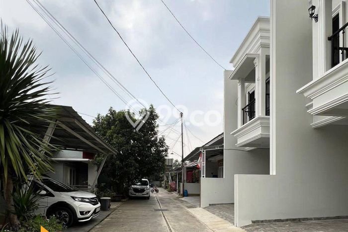 Jual Rumah Bagus Siap Huni LB 100m2 di Beji, Depok Jual Rumah Bagus Siap Huni LB 100m2 di Beji, Depok