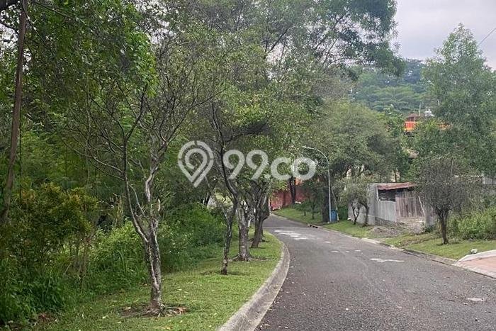 Lahan Dijual Lokasi Strategis di Bogor dengan Luas 712m2 Lahan Dijual Lokasi Strategis di Bogor dengan Luas 712m2