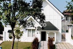 Rumah Elit Modern Siap Huni di Sentul City Bogor Rumah Elit Modern Siap Huni di Sentul City Bogor