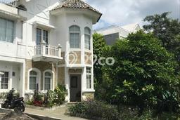 Rumah Luxury Modern Siap Huni di Sentul City Bogor Rumah Luxury Modern Siap Huni di Sentul City Bogor