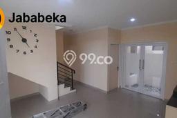 PRIME PROPERTY! Rumah di Karawang Barat, 3 KT, Area Premium, LT 72m² LB 124m² PRIME PROPERTY! Rumah di Karawang Barat, 3 KT, Area Premium, LT 72m² LB 124m²