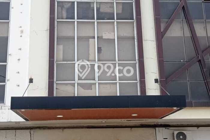 Ruko di Karawang Barat, Luas 265m², Kawasan Berkembang, Mainroad Ruko di Karawang Barat, Luas 265m², Kawasan Berkembang, Mainroad
