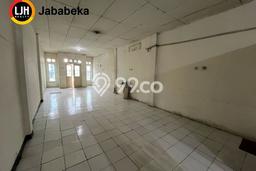 Unit Ruko Paling Strategis di Serang Cibarusah Cikarang dengan LB 120m2 Unit Ruko Paling Strategis di Serang Cibarusah Cikarang dengan LB 120m2