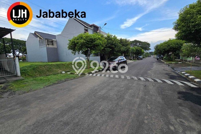 Lahan Kosong Dijual di Rawalumbu, Bekasi, Luas 180m2 Area Strategis Lahan Kosong Dijual di Rawalumbu, Bekasi, Luas 180m2 Area Strategis