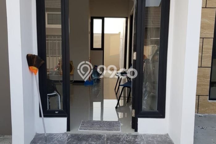 Dijual Rumah Strategis Bagus Punya 2 KT di Sidoarjo Sidoarjo - Dijual Rumah Strategis Bagus Punya 2 KT di Sidoarjo Sidoarjo -