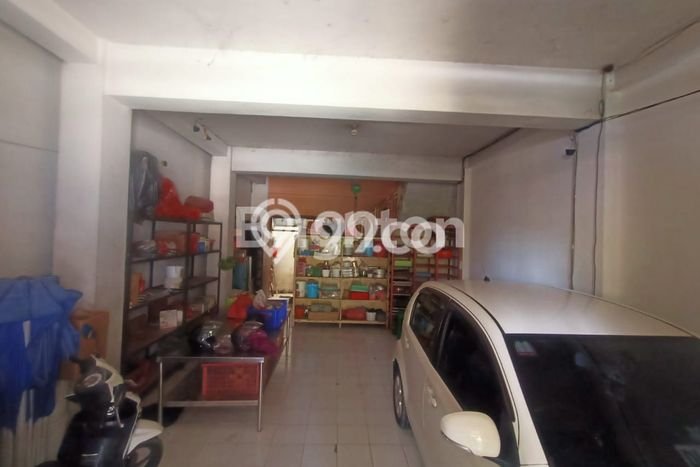 Ruko Bagus Dijual LB 180m2 Lokasi Strategis Denpasar Area Cocok untuk Bisnis Ruko Bagus Dijual LB 180m2 Lokasi Strategis Denpasar Area Cocok untuk Bisnis