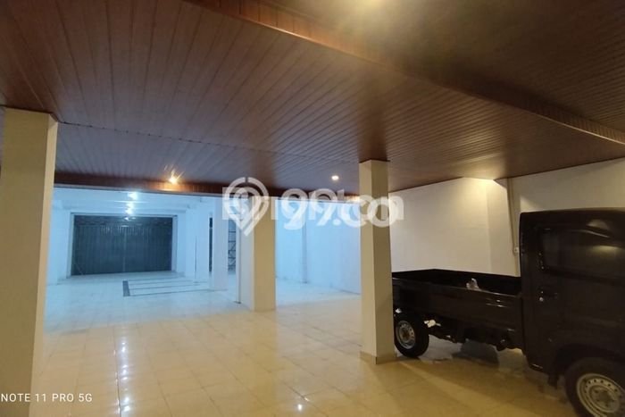 Area Ramai! Ruko Dijual di Denpasar Utara untuk Bisnis Luas Bangunan 780m2 Area Ramai! Ruko Dijual di Denpasar Utara untuk Bisnis Luas Bangunan 780m2