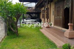 Rumah Mewah LB 250m2 Siap Pakai Desain Elegan di Gatot Subroto, Denpasar Rumah Mewah LB 250m2 Siap Pakai Desain Elegan di Gatot Subroto, Denpasar