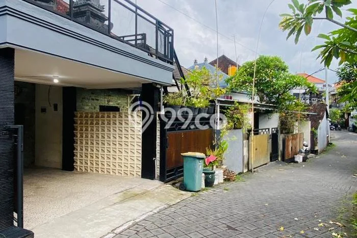 Disewakan! Rumah 3 Kamar Tidur &
3 Kamar Mandi di Dalung, Badung Disewakan! Rumah 3 Kamar Tidur &
3 Kamar Mandi di Dalung, Badung