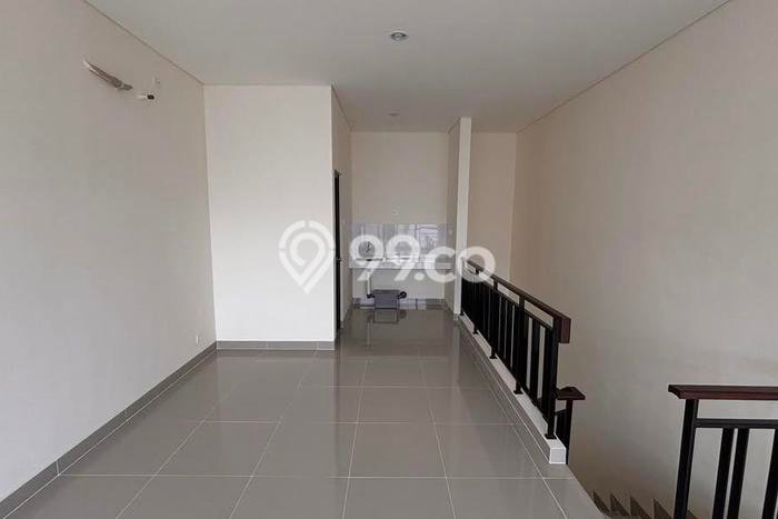 Ruko Disewa di Tangerang dengan LB 90m2 Area Komersial Ramai Ruko Disewa di Tangerang dengan LB 90m2 Area Komersial Ramai
