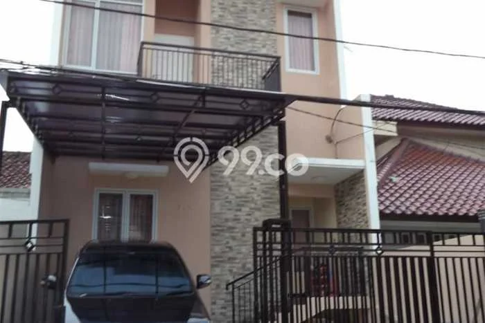 Kost Dijual Lokasi Serpong, Tangerang Selatan, 8 KT, 8 KM, 180m2 Kost Dijual Lokasi Serpong, Tangerang Selatan, 8 KT, 8 KM, 180m2