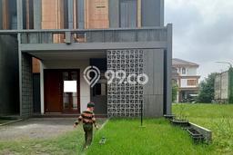 Jual Rumah Luas Megah Dengan View Cantik di Alam Sutera, Tangerang Jual Rumah Luas Megah Dengan View Cantik di Alam Sutera, Tangerang