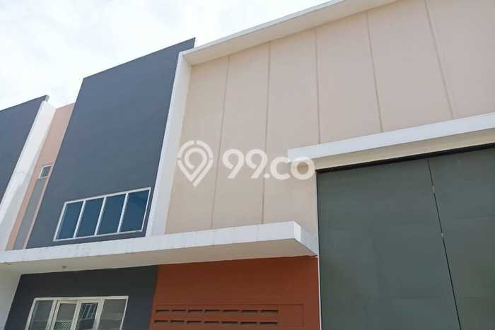 KAWASAN KOMERSIAL! Gudang For Rent Kawasan Pakuhaji, Luas 360m², Jalan Strategis KAWASAN KOMERSIAL! Gudang For Rent Kawasan Pakuhaji, Luas 360m², Jalan Strategis