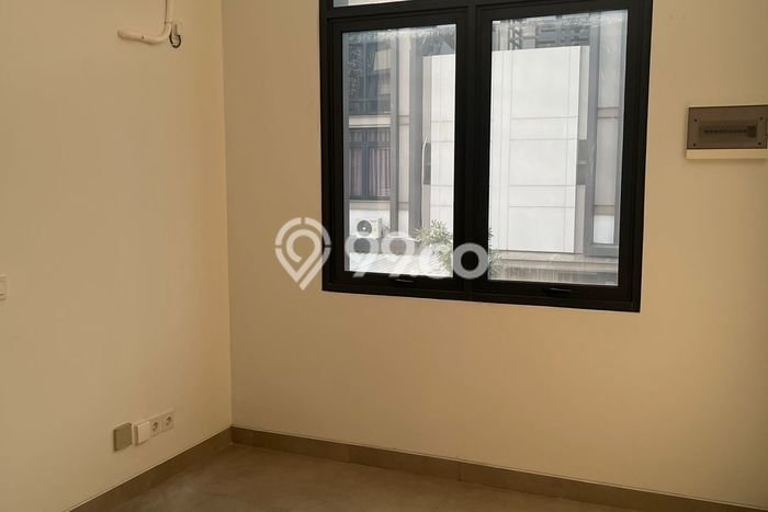 Ruko Disewakan di BSD, Luas 95m², Area Bisnis, Siap Usaha Ruko Disewakan di BSD, Luas 95m², Area Bisnis, Siap Usaha