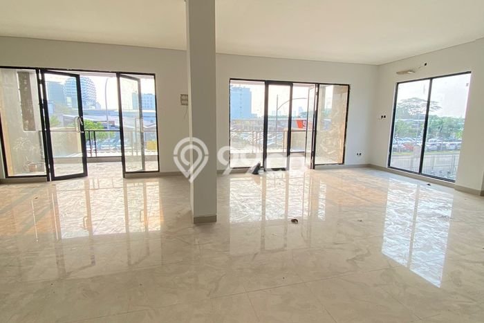 Disewakan Ruko di , Luas 148m2m², Pusat Niaga Disewakan Ruko di , Luas 148m2m², Pusat Niaga