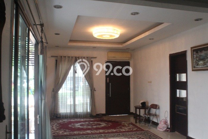 Jual Rumah Luas Megah Dengan View Eksklusif di Pulomas, Jakarta Timur Jual Rumah Luas Megah Dengan View Eksklusif di Pulomas, Jakarta Timur
