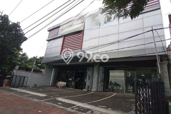 Area Strategis! Disewakan Ruko Lokasi Matraman, Jakarta Timur Cocok untuk Bisnis Area Strategis! Disewakan Ruko Lokasi Matraman, Jakarta Timur Cocok untuk Bisnis
