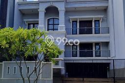 Ready to Use! Luxury House LT 327m2 Desain Modern di Sunter Ready to Use! Luxury House LT 327m2 Desain Modern di Sunter