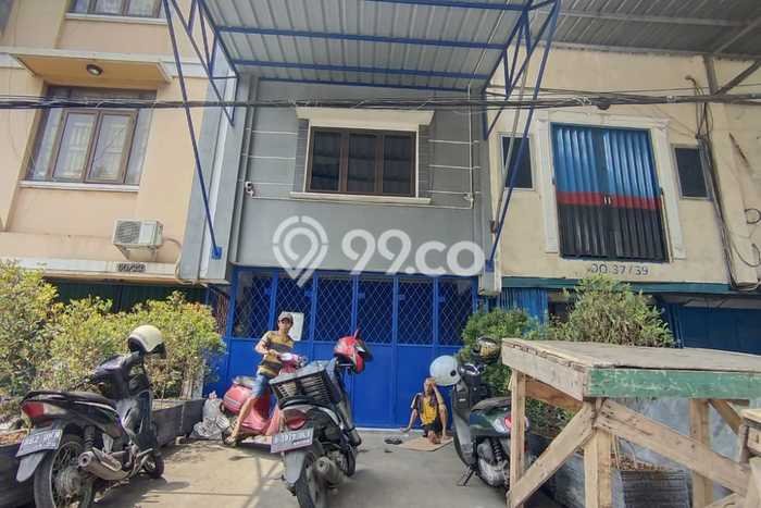 Ruko Dijual di Jakarta Utara LT 83m2 & LB 182m2 Lokasi Terbaik! Ruko Dijual di Jakarta Utara LT 83m2 & LB 182m2 Lokasi Terbaik!