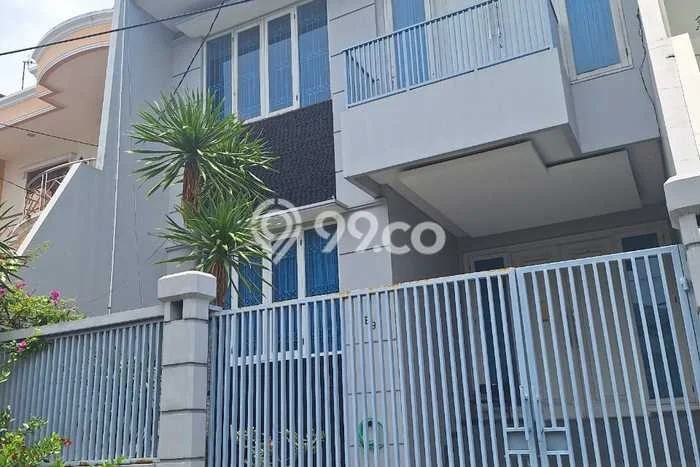Rumah Elit Modern Siap Huni di Tubagus Angke Jakarta Barat Rumah Elit Modern Siap Huni di Tubagus Angke Jakarta Barat