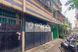 Rumah Minimalis 4 KT LT 45m2 di Jelambar Rumah Minimalis 4 KT LT 45m2 di Jelambar