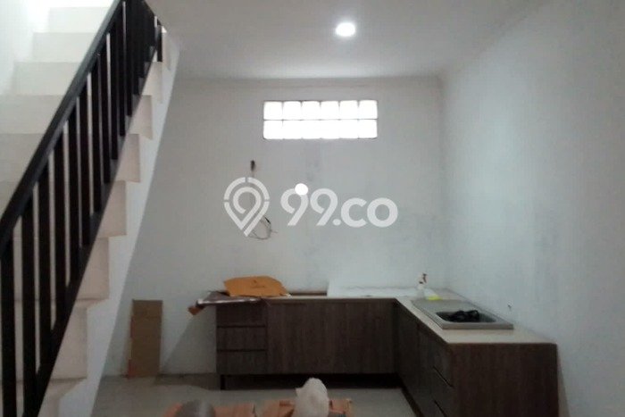 PROPERTI UNGGULAN! Rumah Premium di , LT 330m2m² LB 225m2m² PROPERTI UNGGULAN! Rumah Premium di , LT 330m2m² LB 225m2m²