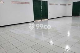 Unit Komersial Paling Strategis di Ngamprah Bandung Barat dengan LB 400m2 Unit Komersial Paling Strategis di Ngamprah Bandung Barat dengan LB 400m2