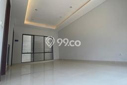 Rumah Elit Modern Tanpa Renovasi di Setra Duta Bandung Rumah Elit Modern Tanpa Renovasi di Setra Duta Bandung
