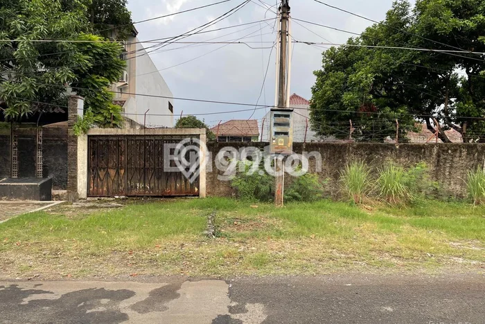 Dijual Tanah di Jakarta Timur, Luas 425m2 SHM Dijual Tanah di Jakarta Timur, Luas 425m2 SHM