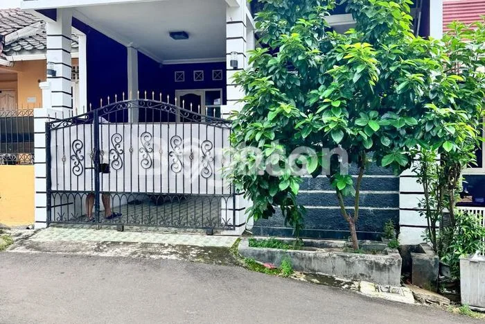 Rumah Modern Cantik 2 Kamar Siap Huni di Pamulang Rumah Modern Cantik 2 Kamar Siap Huni di Pamulang