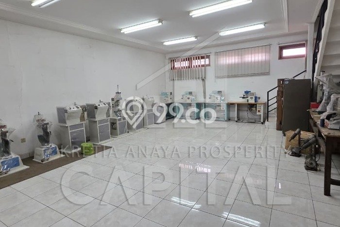 Gudang Kawasan Cijerah, Luas 600m2m², For Rent, Kawasan Komersial, Ready Untuk Dihuni Gudang Kawasan Cijerah, Luas 600m2m², For Rent, Kawasan Komersial, Ready Untuk Dihuni