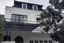 Siap Huni Rumah Mewah 6 Kamar di Kebayoran Baru Dekat ke Mana Pun Siap Huni Rumah Mewah 6 Kamar di Kebayoran Baru Dekat ke Mana Pun