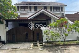 Siap Huni Rumah Mewah 5 Kamar di Ciputat Dekat ke Mana Saja Siap Huni Rumah Mewah 5 Kamar di Ciputat Dekat ke Mana Saja