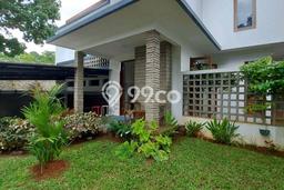 Ready to Use! Premium House LT 276m2 Desain Elegan di Bintaro Ready to Use! Premium House LT 276m2 Desain Elegan di Bintaro