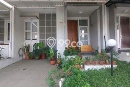 Rumah Terawat 2 KT 1 KM di Ciputat, Tangerang Selatan Rumah Terawat 2 KT 1 KM di Ciputat, Tangerang Selatan